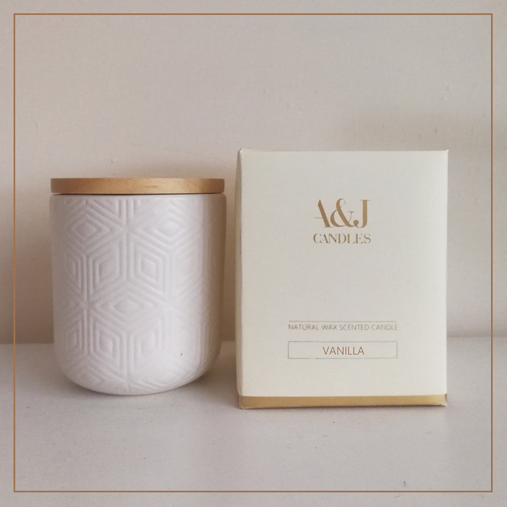 Square Vanilla candle & box